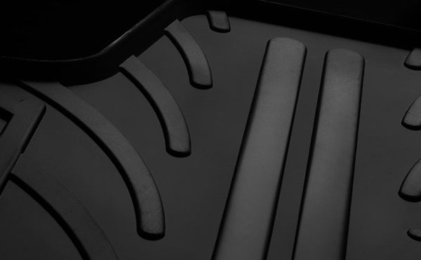 Black rubber mat
