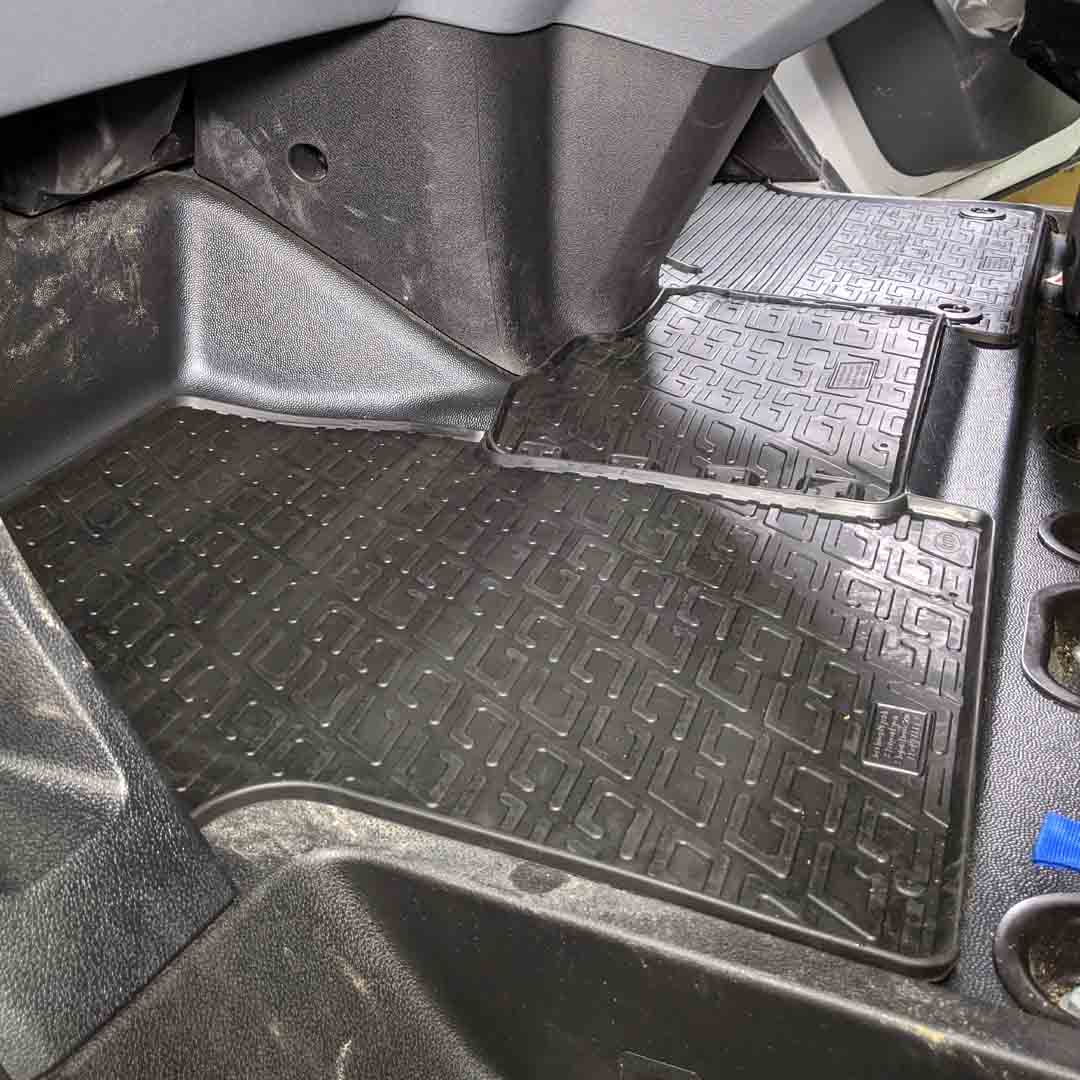 Nissan Interstar Floor Mats (2022 onwards)