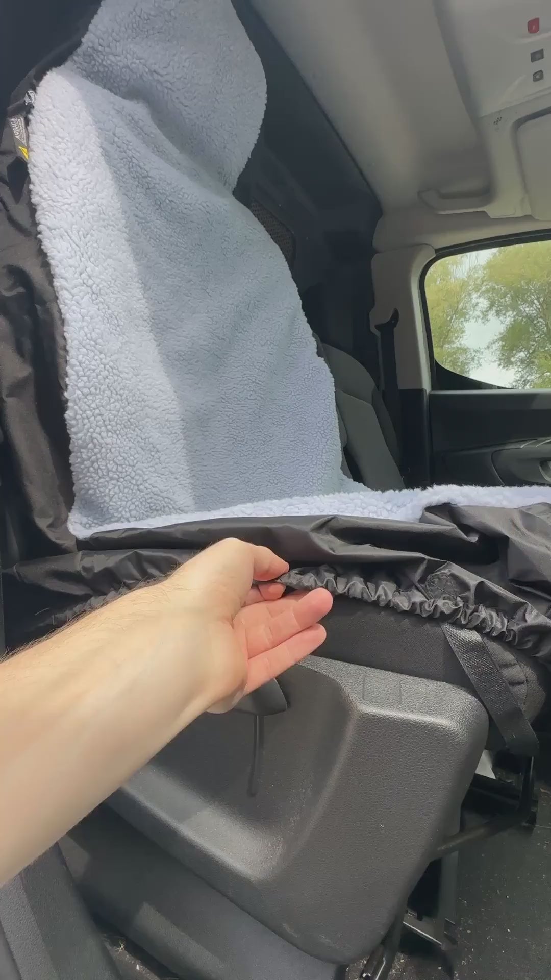 Van fur seat covers elasticated seams